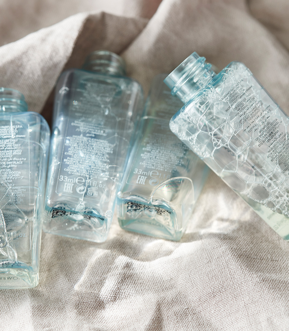 SP_port_KI_CollectingPlasticBottles_960x1100px.jpg